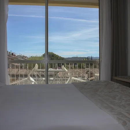 Le Concorde Hotell 3*