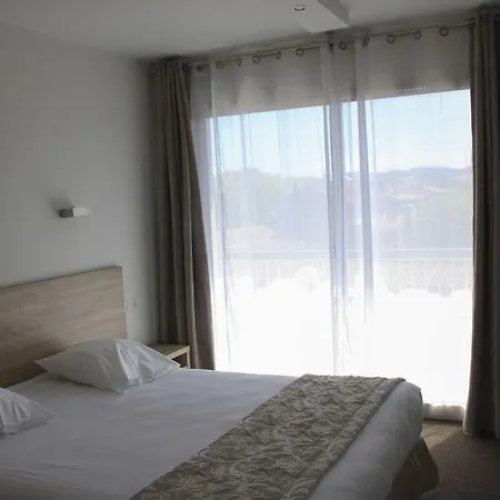 Le Concorde Hotell 3*