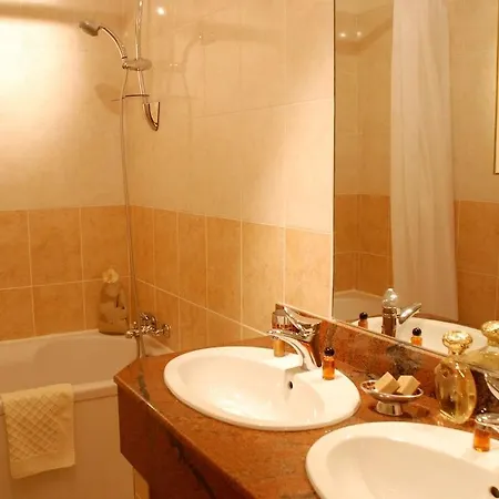 Hotell Le Concorde